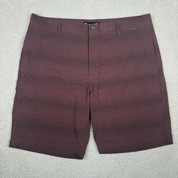 Travis Mathew Shorts Mens 38 Burgundy Performance Golf Stretch Casual 9" Chino - Picture 1 of 9